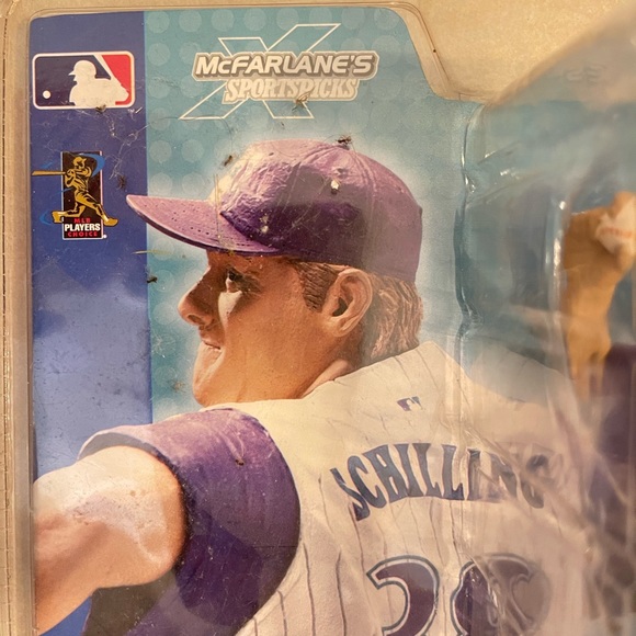 Curt Schilling, Arizona Diamondback McFarlane Figurine - Picture 2 of 4